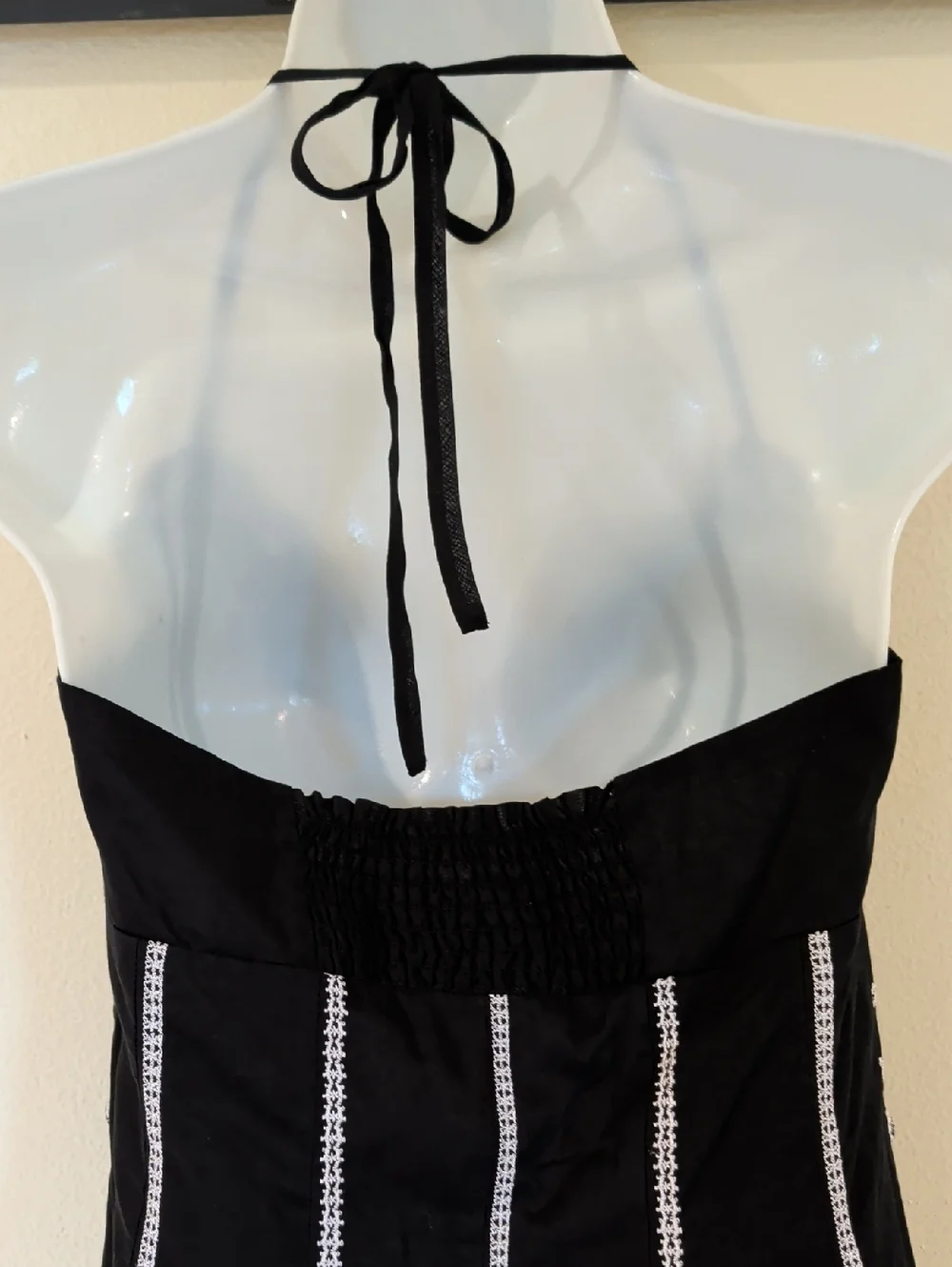 White House Black Market Black Halter Midi Dress with White Lace Details Size 4 - Picture 10 of 11